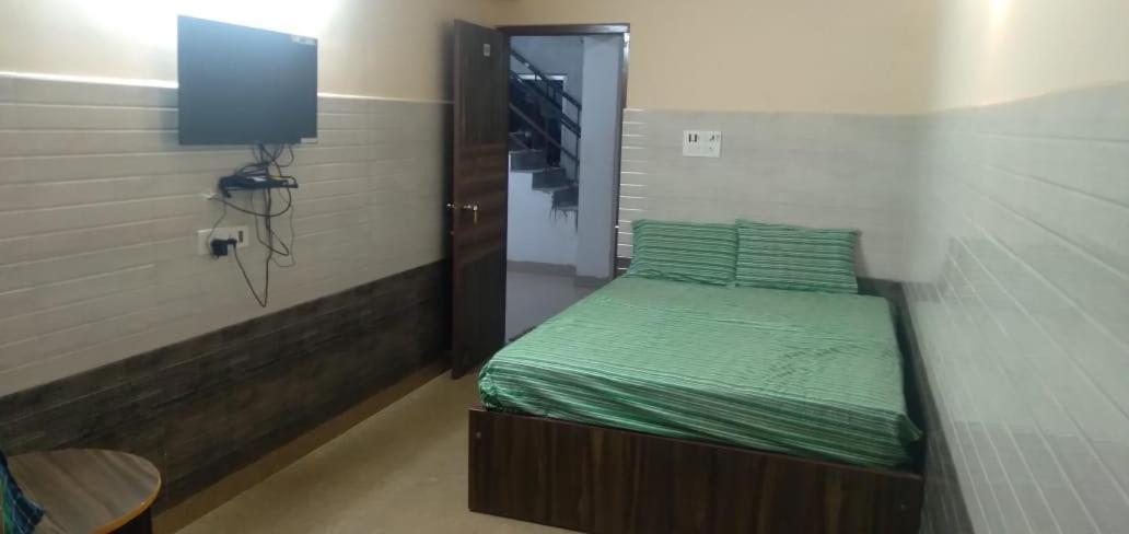 Ns Vijay Shesha Mahal Hotel Tiruvannāmalai Eksteriør billede
