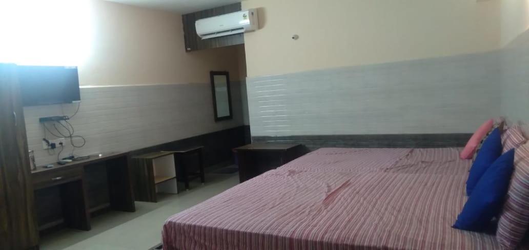 Ns Vijay Shesha Mahal Hotel Tiruvannāmalai Eksteriør billede
